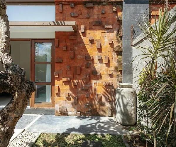 Sedana, - 2 Bedroom Private Pool Villa! Seminyak
